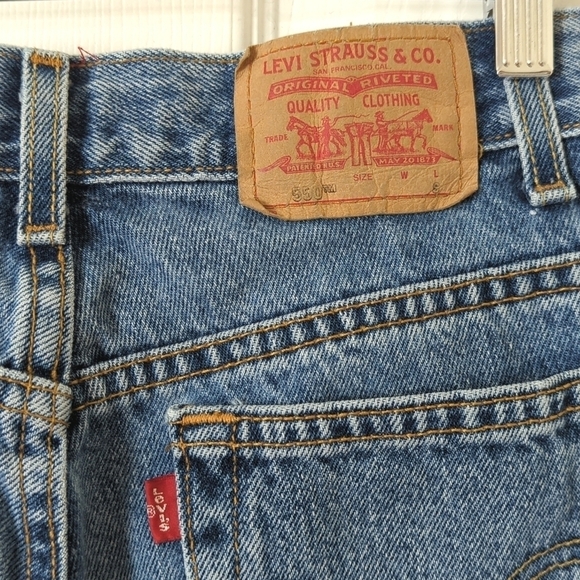 Levi's Y2K Vintage 550 Medium Wash High Waisted Relaxed Fit Tapered Leg Jeans 6 - Picture 14 of 15